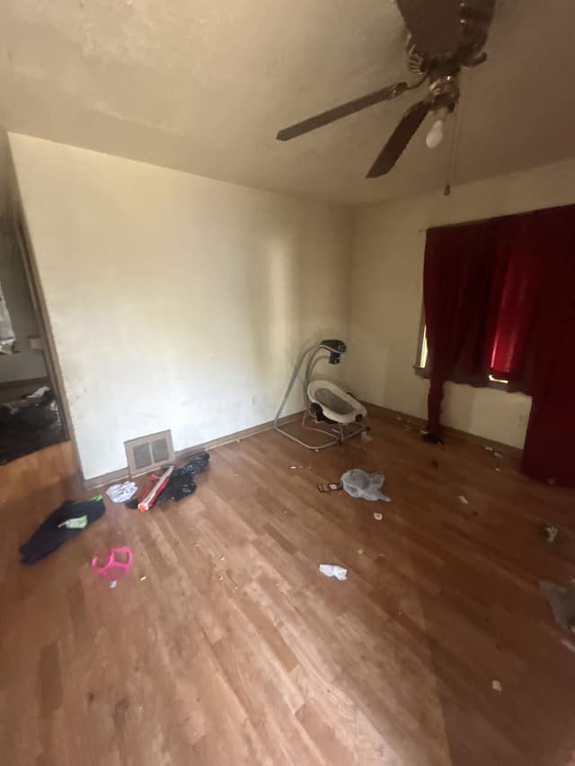 5538 Avon Pl, East St. Louis, IL: owner financed home, photo 5