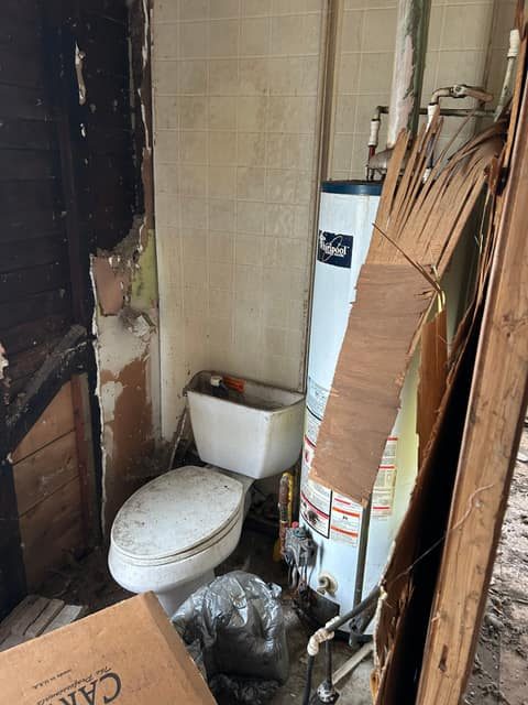 2827 E Hickory St, Decatur, IL: owner financed home, photo 6