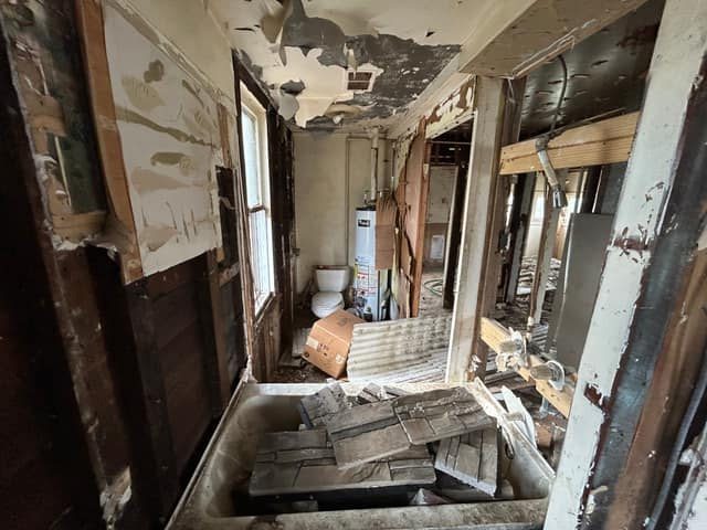 2827 E Hickory St, Decatur, IL: owner financed home, photo 11