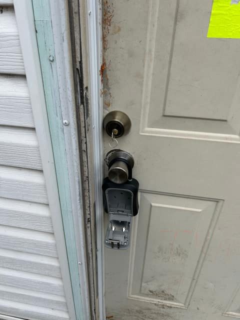 2827 E Hickory St, Decatur, IL: owner financed home, photo 21