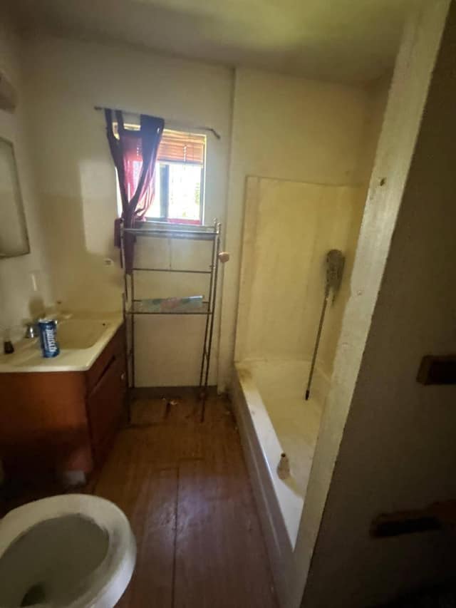 59 Jarvis Pl, East St. Louis, IL: owner financed home, photo 13