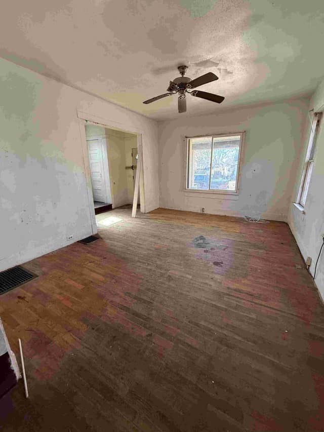 1908 N Union St, Decatur, IL: owner financed home, photo 2