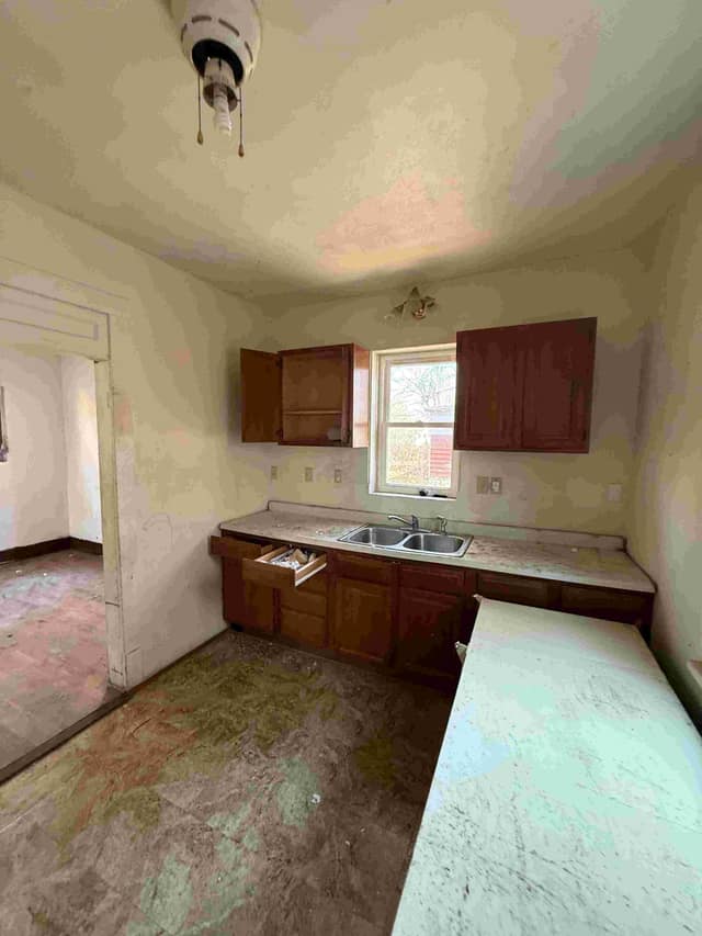 1908 N Union St, Decatur, IL: owner financed home, photo 16