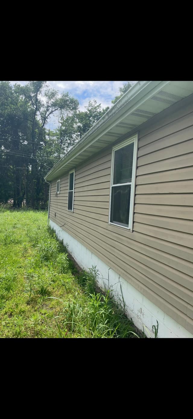 3720 Walnut Ave, East St. Louis, IL: owner financed home, photo 2
