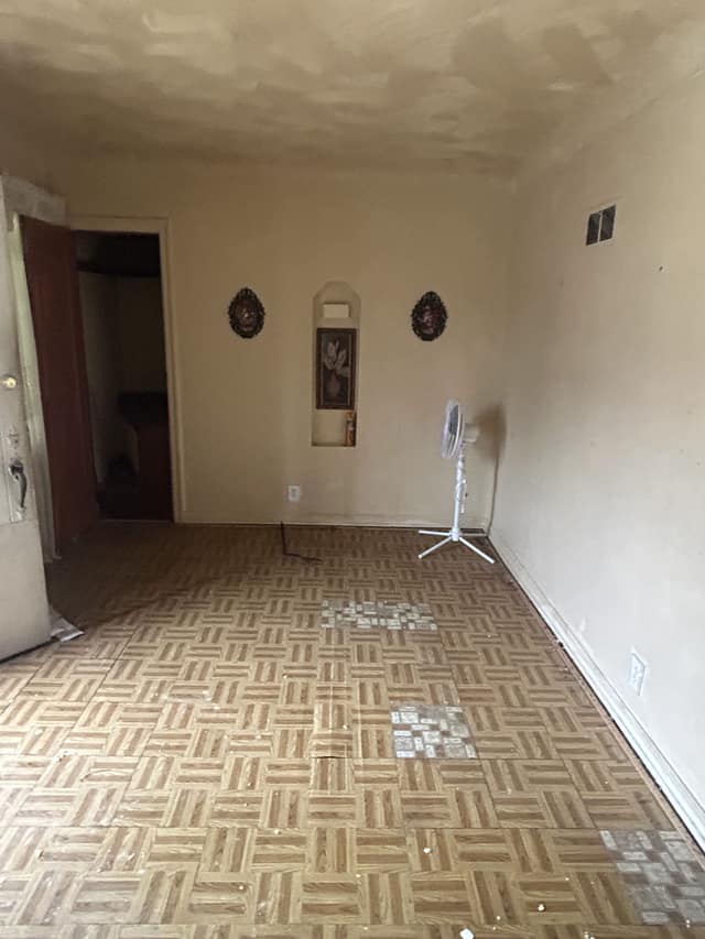 5851 Ferris Ave St, St. Louis, MO: owner financed home, photo 3