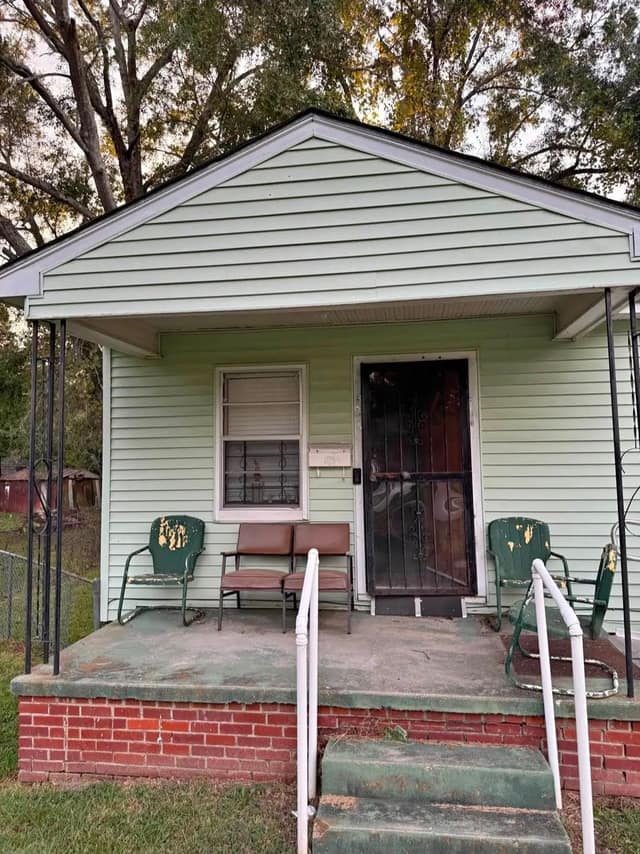3875 Slayton Ave, Jackson, MS: owner financed home, photo 1