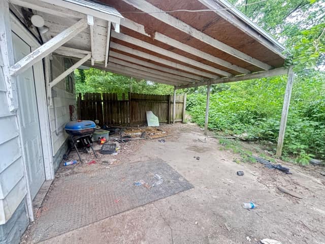 108 E Shipping St, Edwardsport, IN: owner financed home, photo 13