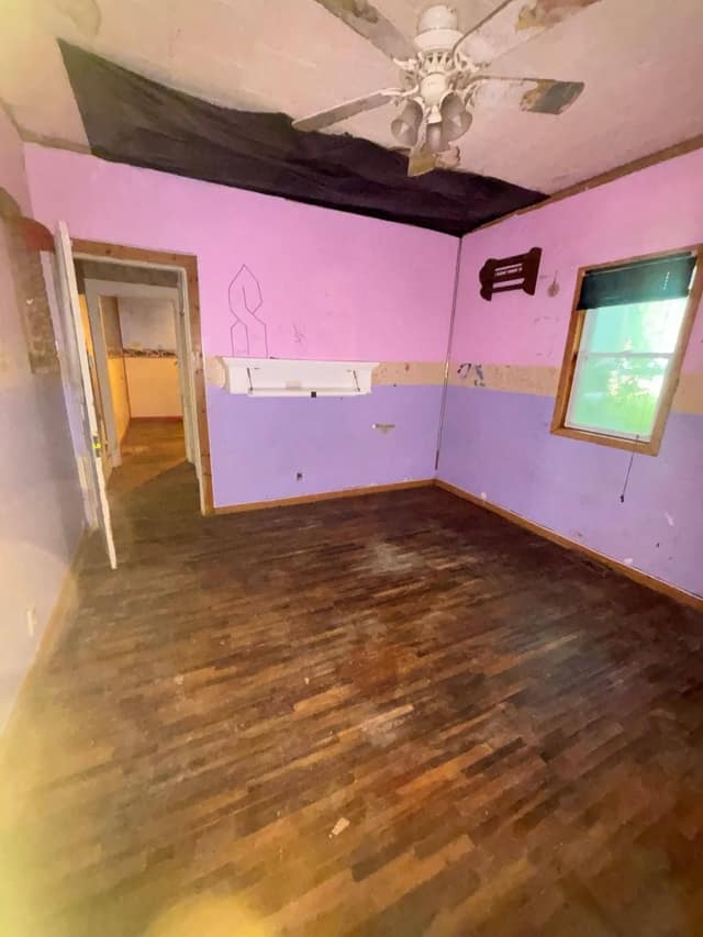 108 E Shipping St, Edwardsport, IN: owner financed home, photo 33