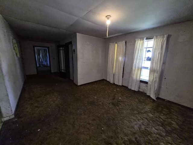 1200 Sw 6th St, Fairfield, IL: owner financed home, photo 4
