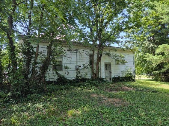 1200 Sw 6th St, Fairfield, IL: owner financed home, photo 20