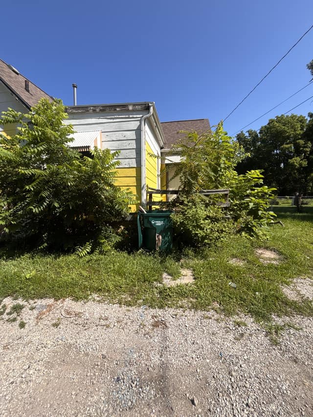 1334 Martin Luther King, Decatur, IL: owner financed home, photo 2
