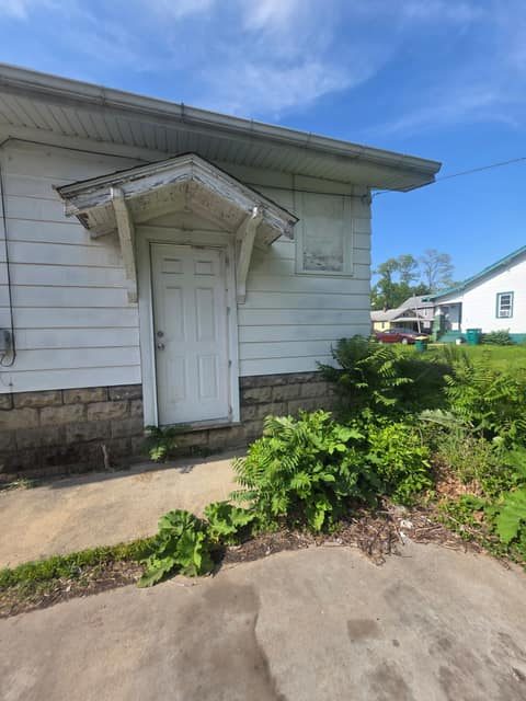 1705 E North St, Decatur, IL: owner financed home, photo 1