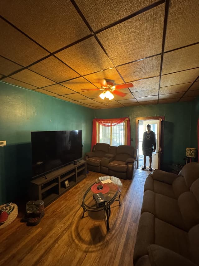 726 S 10th St, Saginaw, MI: owner financed home, photo 3