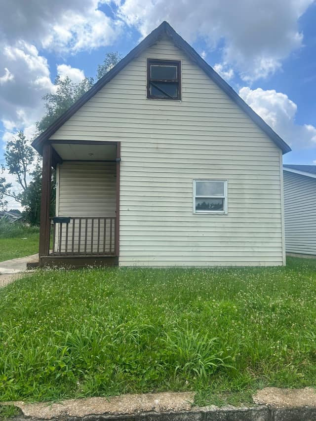 1541 5th Street, Madison, IL: owner financed home, photo 2