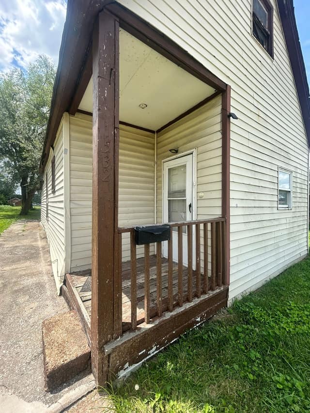 1541 5th Street, Madison, IL: owner financed home, photo 4