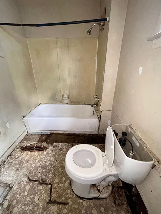 1541 5th Street, Madison, IL: owner financed home, photo 23