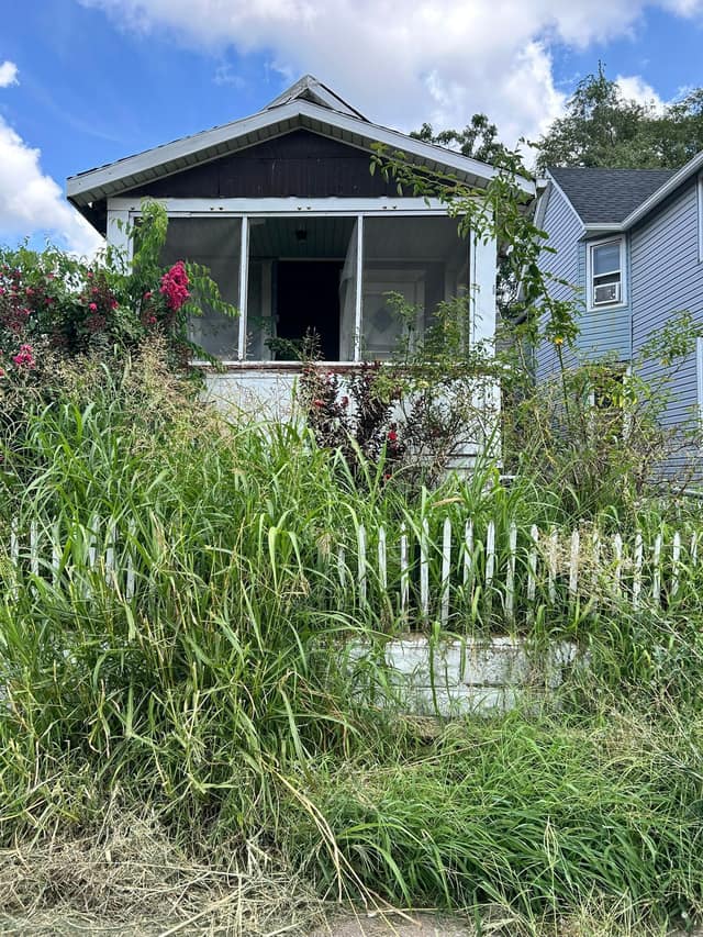 1532 5th St, Madison, IL: owner financed home, photo 1