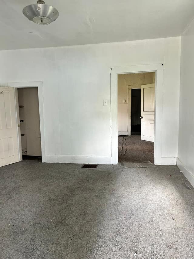 1532 5th St, Madison, IL: owner financed home, photo 9