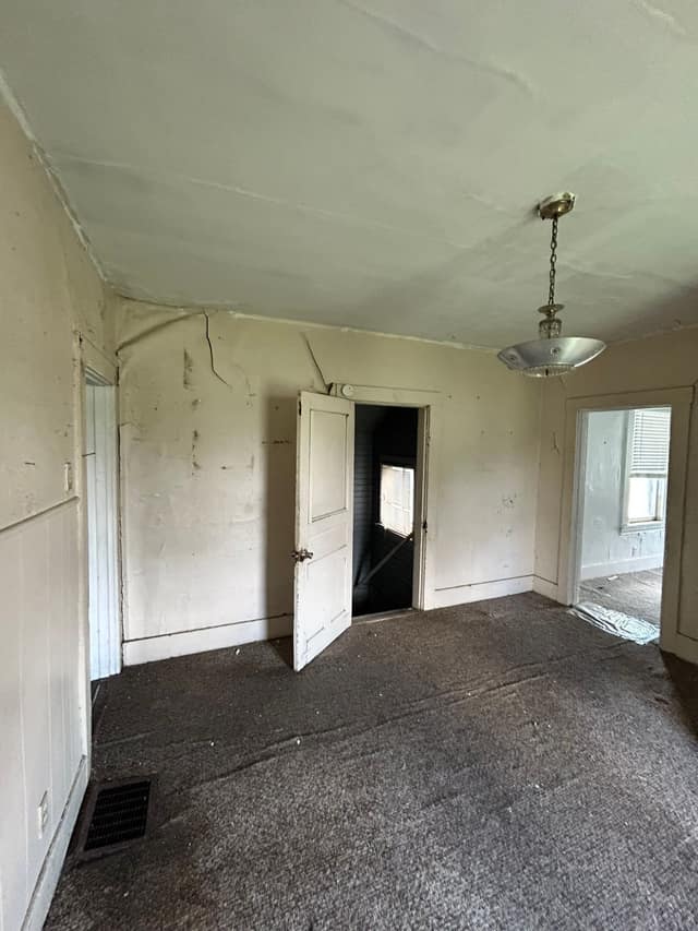 1532 5th St, Madison, IL: owner financed home, photo 15