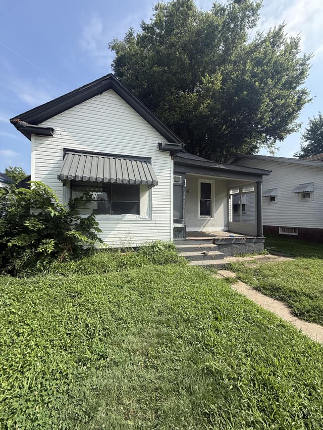 1828 E Main St, Decatur, IL: owner financed home, photo 2