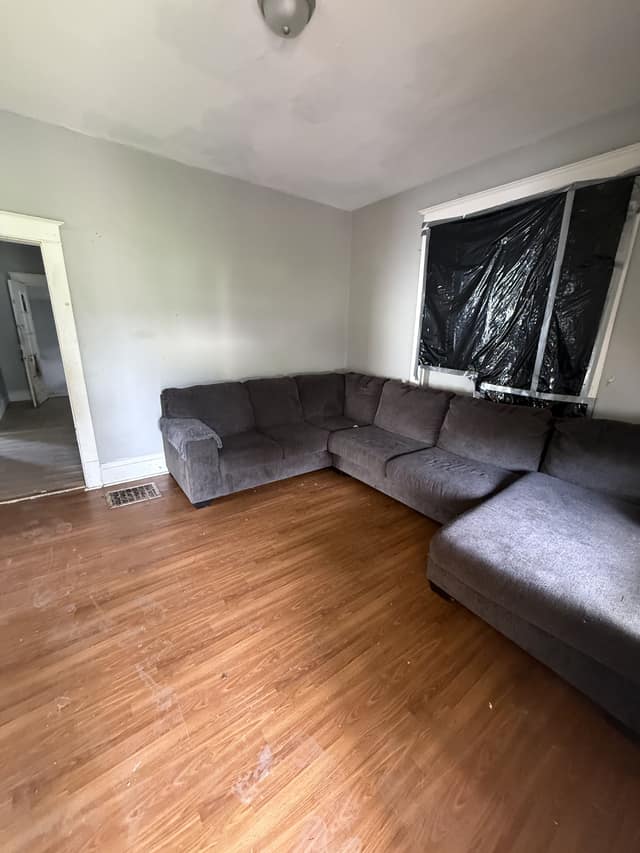1828 E Main St, Decatur, IL: owner financed home, photo 4