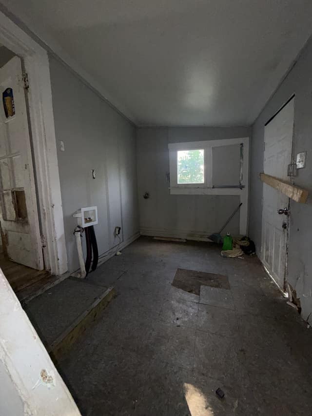 1828 E Main St, Decatur, IL: owner financed home, photo 17