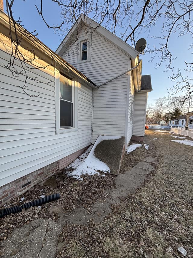 911 W Hurlburt St, Peoria, IL: owner financed home, photo 4