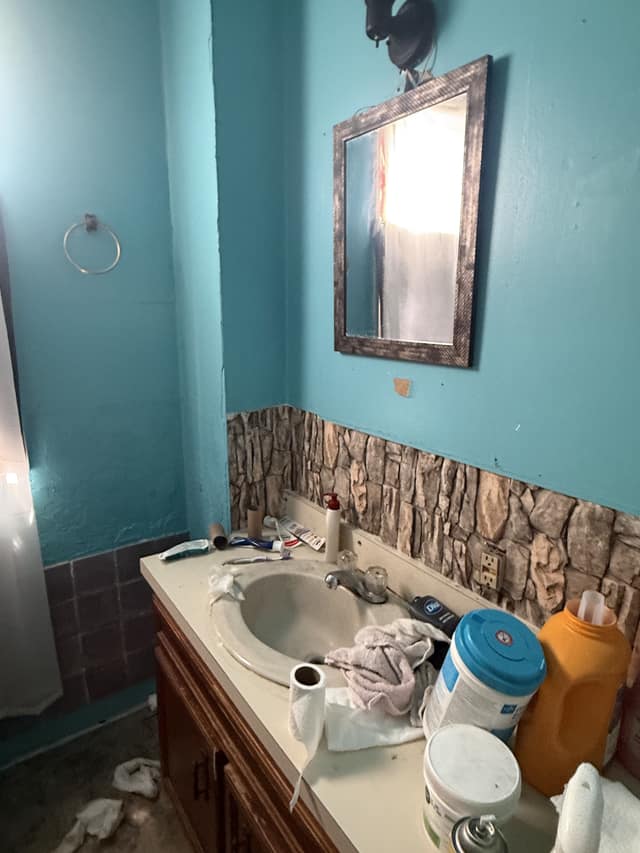 442 W Divison St, Decatur, IL: owner financed home, photo 15