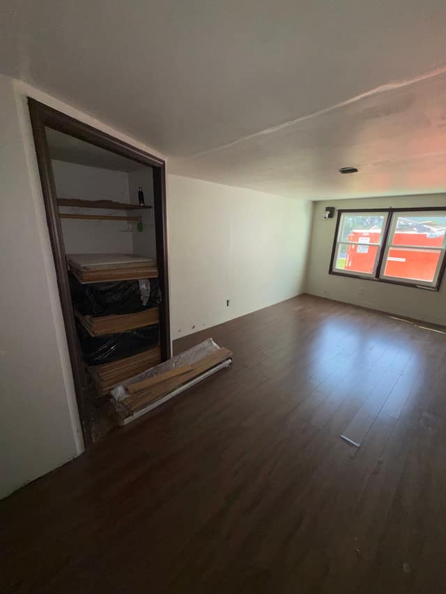 221 E Cherry St, Moweaqua, IL: owner financed home, photo 7