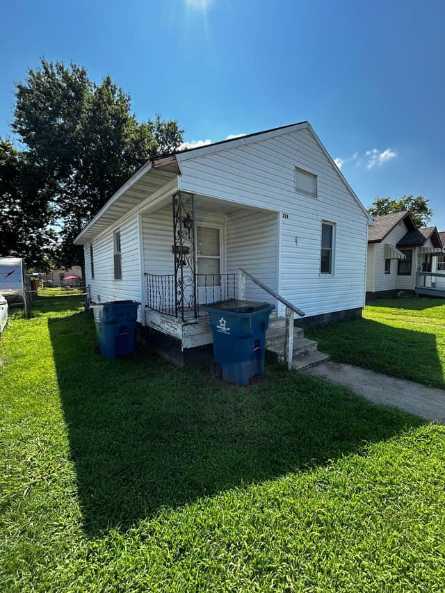 224 Lincoln Ave, East Alton, IL: owner financed home, photo 1