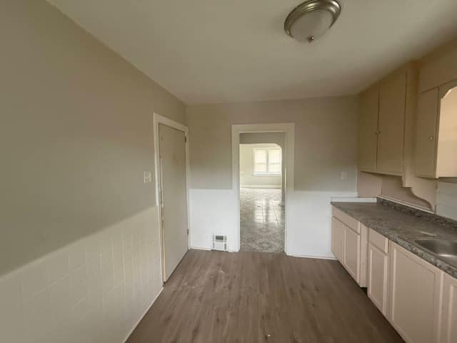 4519 June Avenue, St. Louis, MO: owner financed home, photo 8