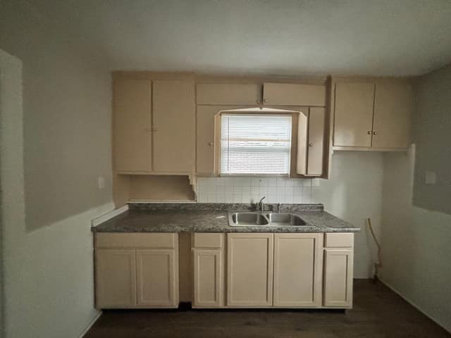 4519 June Avenue, St. Louis, MO: owner financed home, photo 10