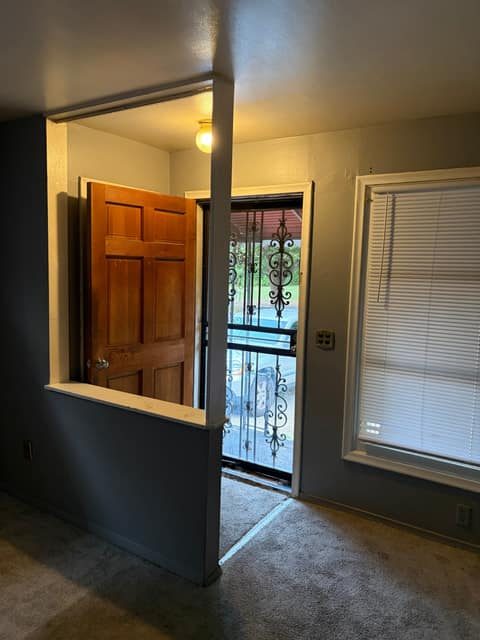 8577 Mark Twain St, Detroit, MI: owner financed home, photo 2
