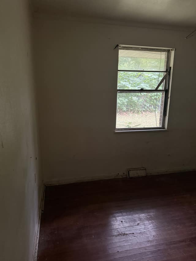 5050 Hallows Avenue, East St. Louis, IL: owner financed home, photo 13