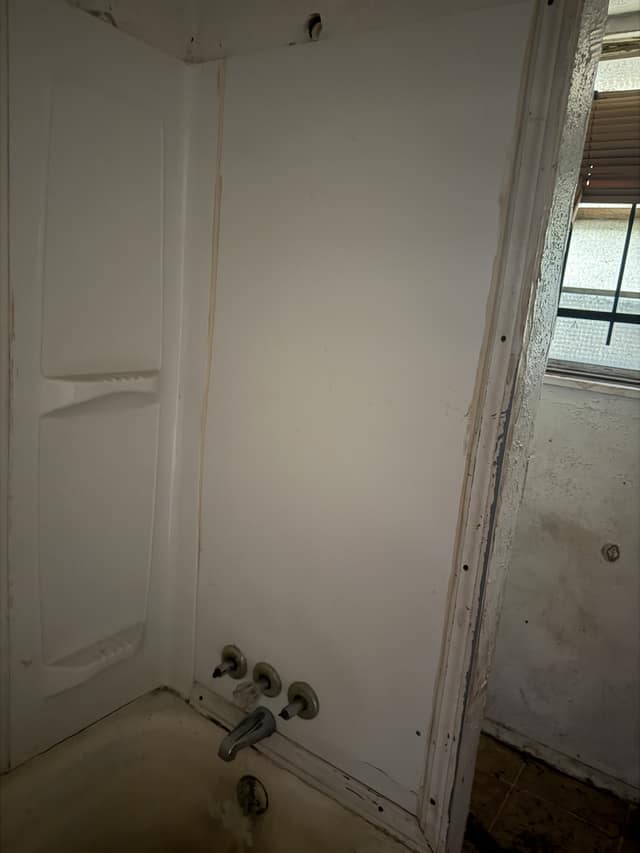 5050 Hallows Avenue, East St. Louis, IL: owner financed home, photo 21