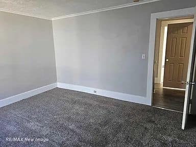 505 Yale St, Saginaw, MI: owner financed home, photo 16