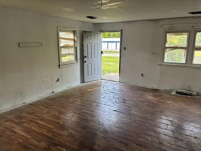 2949 Foxbridge Rd , Springfield, IL: owner financed home, photo 2