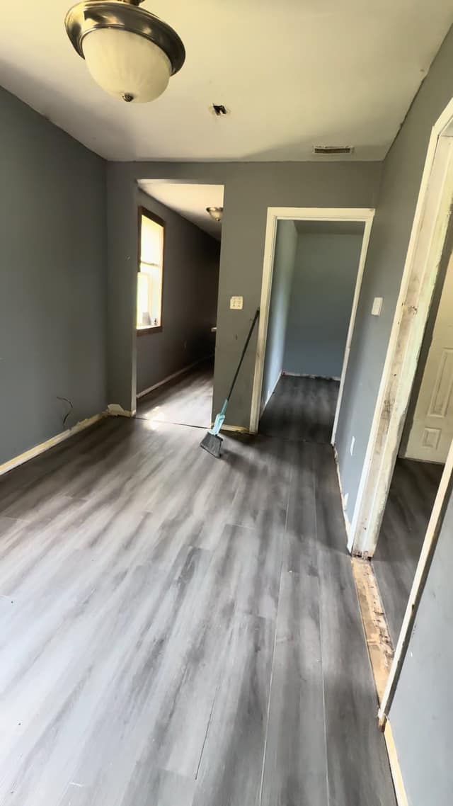 1963 N 31st St, Decatur, IL: owner financed home, photo 5