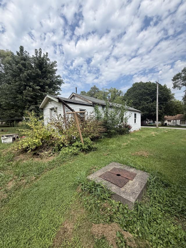 1963 N 31st St, Decatur, IL: owner financed home, photo 16