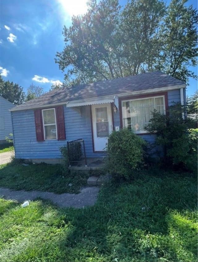 1527 N Oakland Ave, Decatur, IL: owner financed home, photo 1