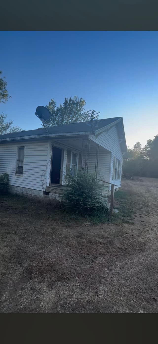 2207 K St, Barling, AR: owner financed home, photo 5