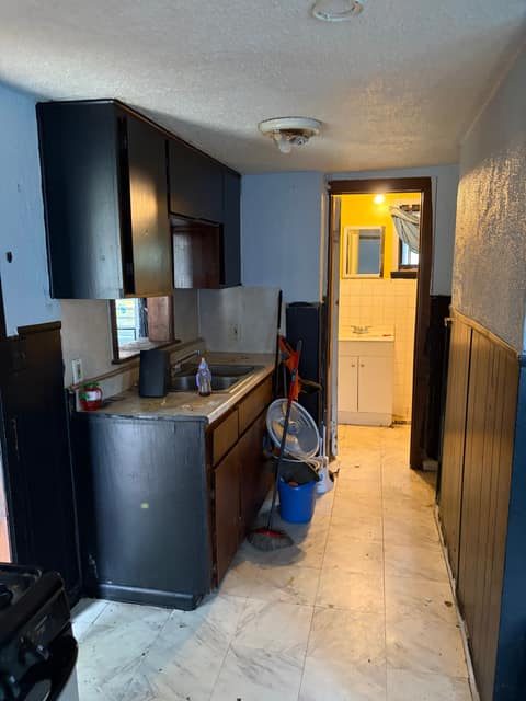 15871 Fairmount Drive, Detroit, MI: owner financed home, photo 13