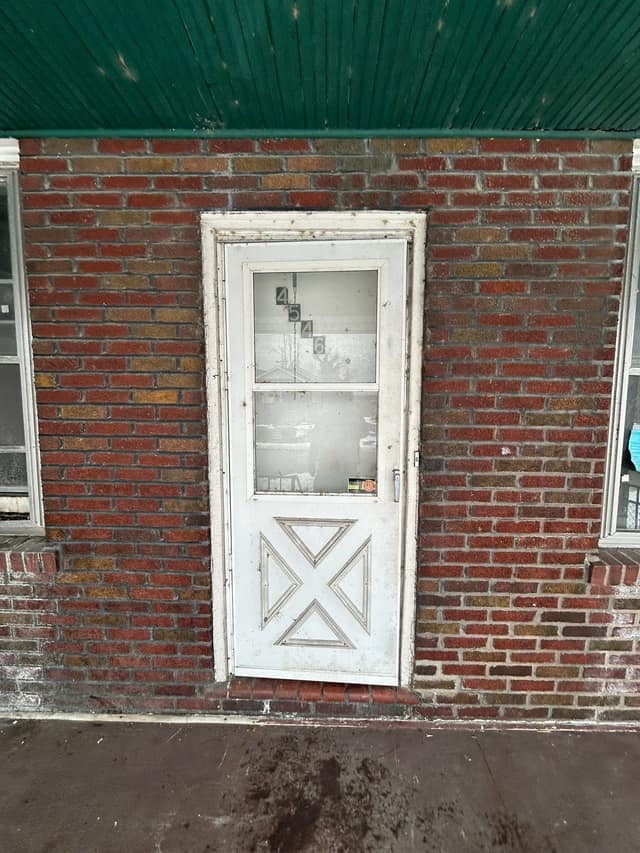 4546 Pope Ave, St. Louis, MO: owner financed home, photo 2