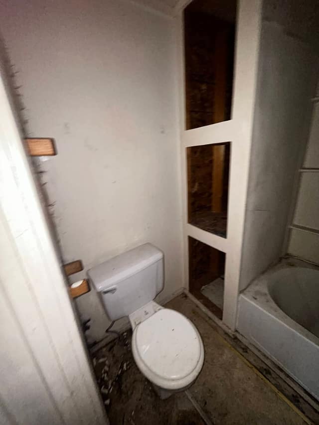 529 N 2nd Street, Witt, IL: owner financed home, photo 32