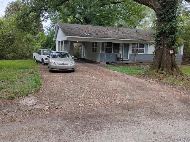293 Cameron St , Jackson, MS: owner financed home, photo 1