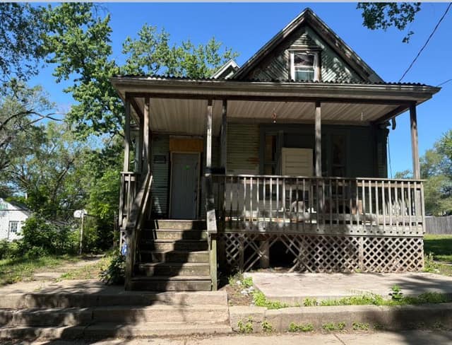 1709 S Faraday, Peoria, IL: owner financed home, photo 1