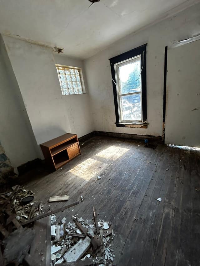556 Wimmer Pl, East St. Louis, IL: owner financed home, photo 16