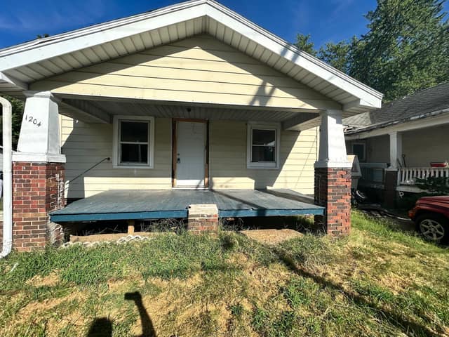 1204 N Jordan , Decatur, IL: owner financed home, photo 1