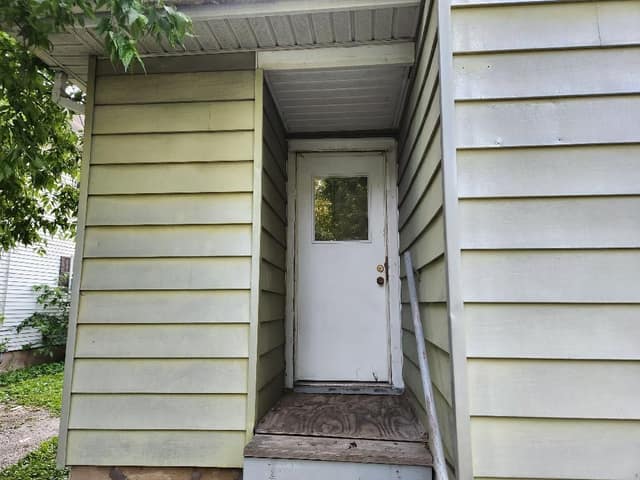 1975 E North St, Decatur, IL: owner financed home, photo 3