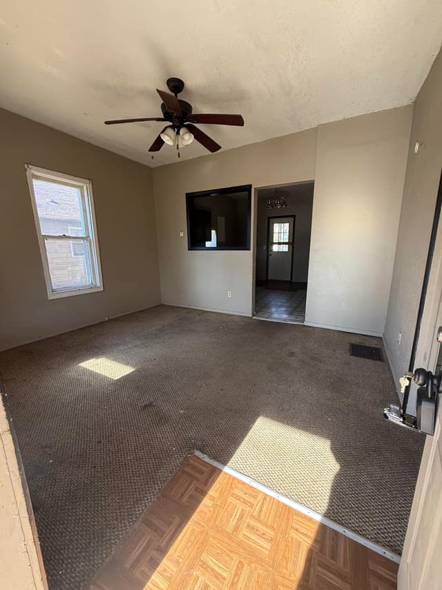 1286 East Vanderhoof St, Decatur, IL: owner financed home, photo 2